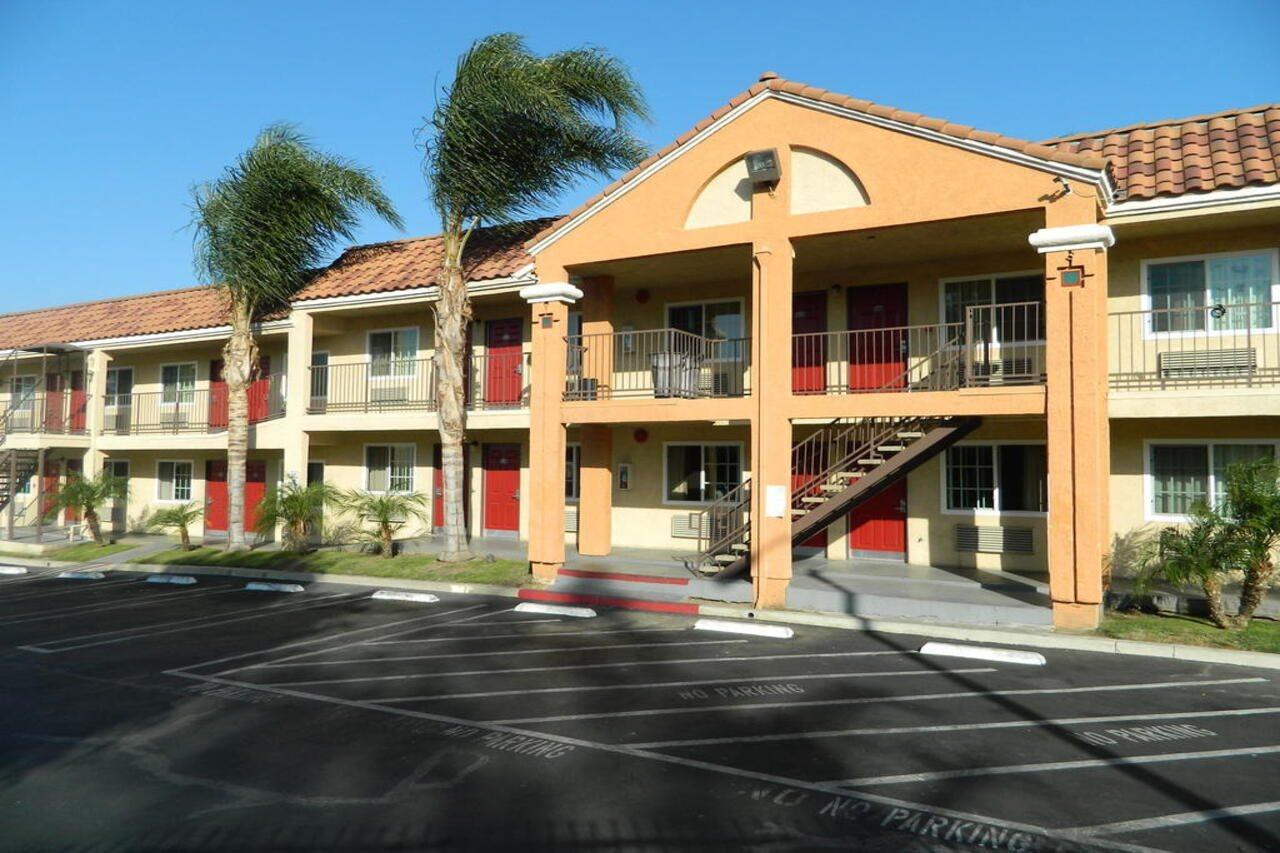 Welcome Inn קורונה מראה חיצוני תמונה